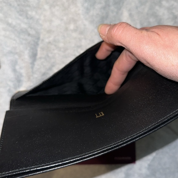 Dunhill black wallet / checkbook holder with gold details and card slots - Picture 6 of 8